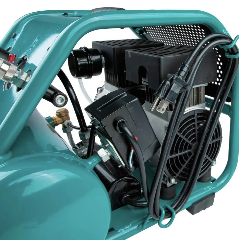 Factory Reconditioned Makita Quiet Series 1 HP 2 Gallon Oil-Free Hand Carry Air Compressor