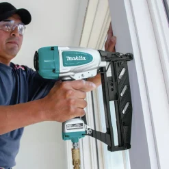Factory Reconditioned Makita 16-Gauge 2-1/2 in. Pneumatic Straight Finish Nailer