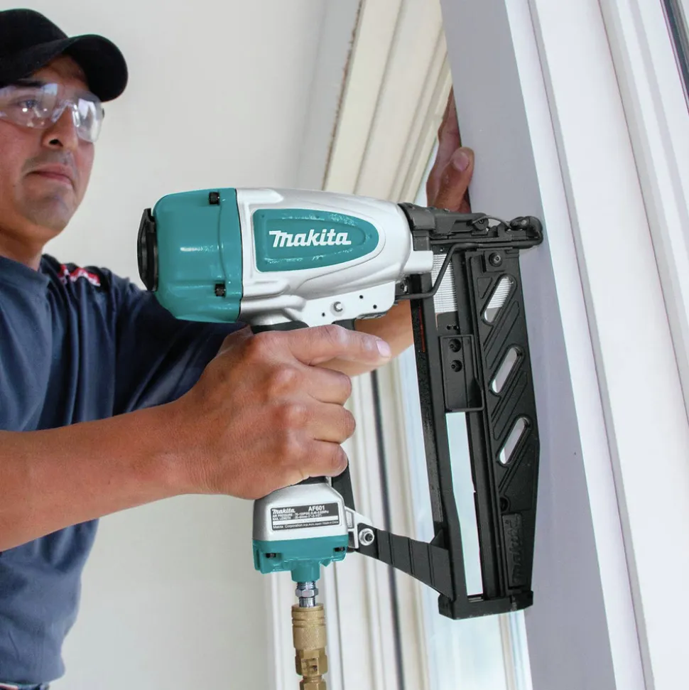 Factory Reconditioned Makita 16-Gauge 2-1/2 in. Pneumatic Straight Finish Nailer