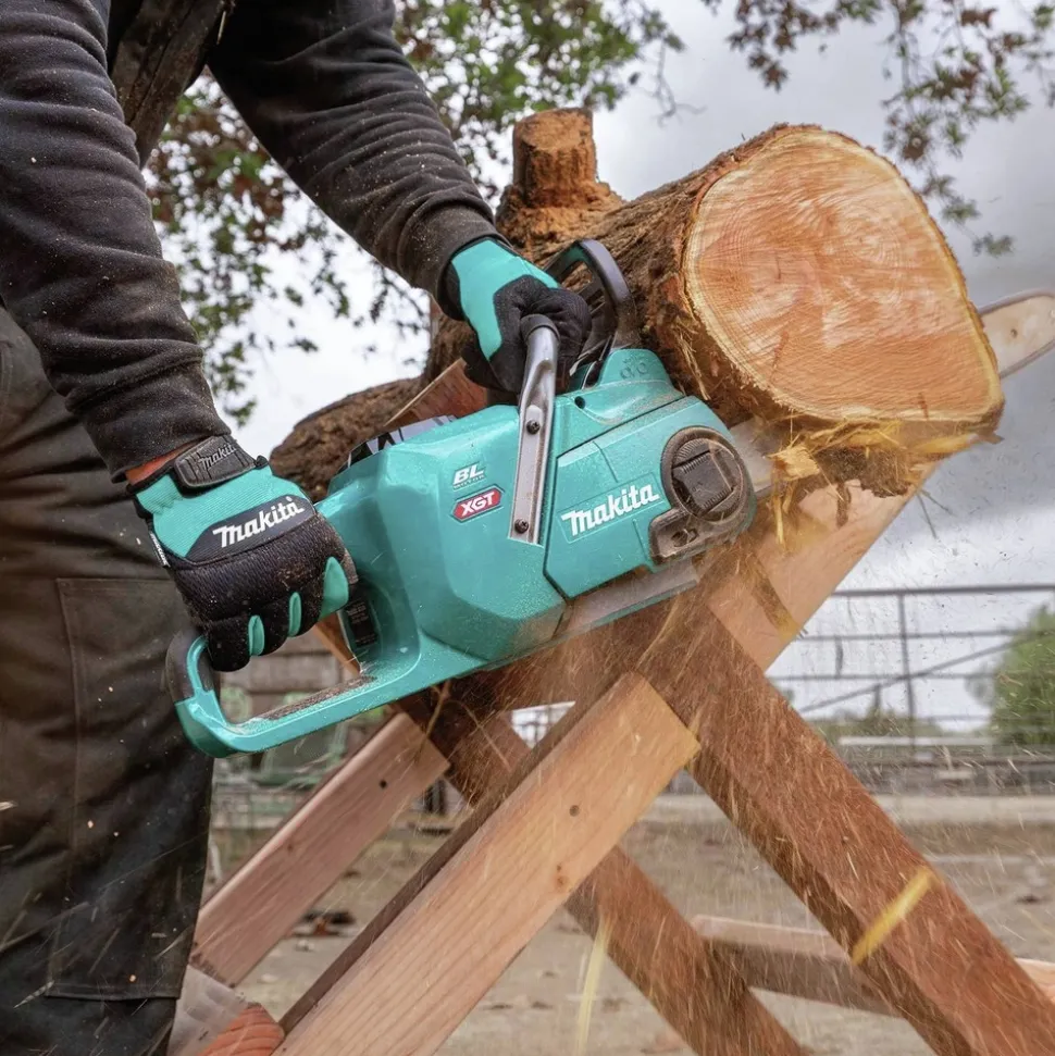 Factory Reconditioned Makita 40V max XGT Brushless Lithium-Ion 18 in. Cordless Chain Saw Kit (5 Ah)