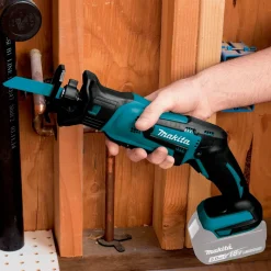 Factory Reconditioned Makita XRJ01Z-R 18V Cordless LXT Lithium-Ion Compact Recipro Saw (Tool Only)