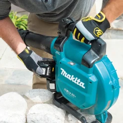 Factory Reconditioned Makita 18V X2 (36V) LXT Brushless Lithium-Ion Cordless Blower Kit with 2 Batteries (5 Ah)