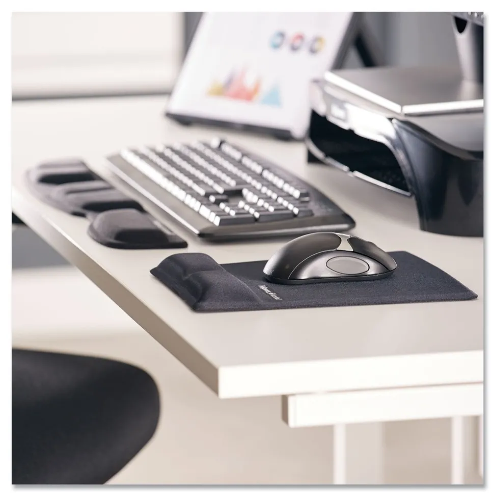Fellowes Mfg Co. 18.25 in. x 3.37 in. Gel Keyboard Palm Support - Black