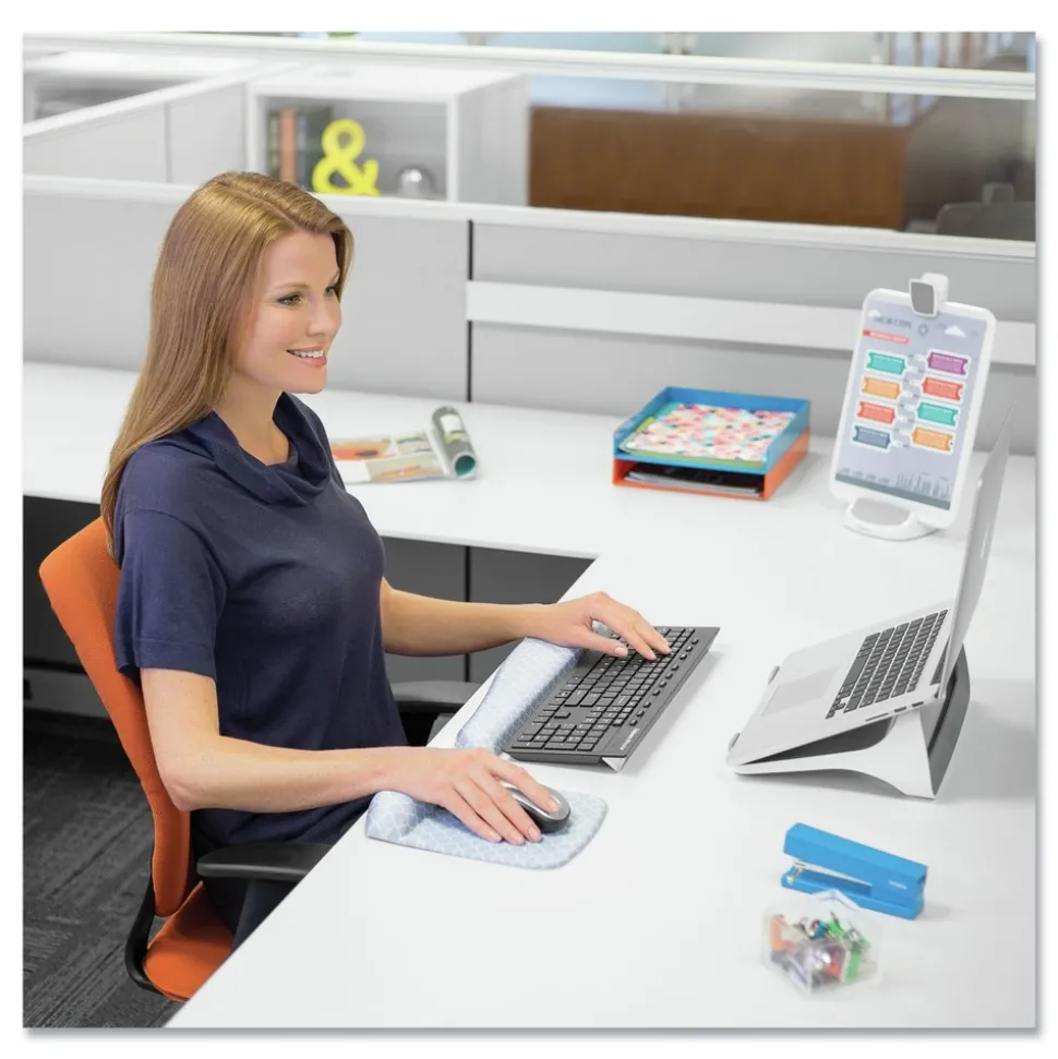 Fellowes Mfg Co. PlushTouch 18.12 in. x 3.19 in. Keyboard Wrist Rest - Lattice Design