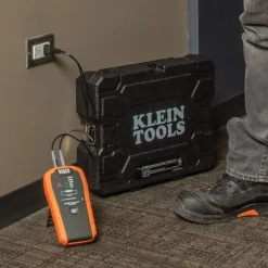 Klein Tools AC Plug to Banana Jacks