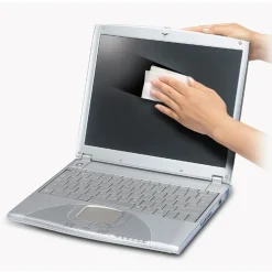 3M 7 in. x 4 in. 1-Ply Notebook Screen Cloth Cleaning Wet Wipes - Unscented, White (24/Pack)