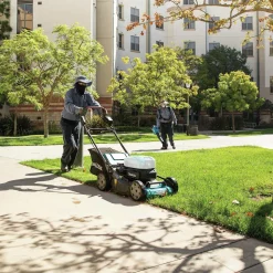 Makita ConnectX 36V Brushless Lithium-Ion 21 in. Self-Propelled Commercial Lawn Mower (Tool Only)