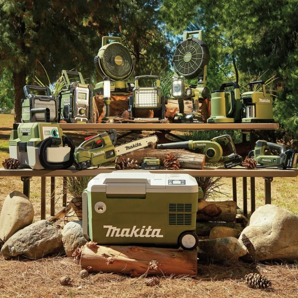 Makita Outdoor Adventure 18V LXT Lithium-Ion Cordless L.E.D. Flashlight (Tool Only)