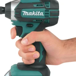 Makita 18V LXT Brushed Lithium-Ion 1/2 in. Cordless Drill Driver/1/4 in. Impact Driver Combo Kit (1.5 Ah)
