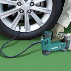 Makita 18V LXT Lithium-Ion Cordless Inflator (Tool Only)