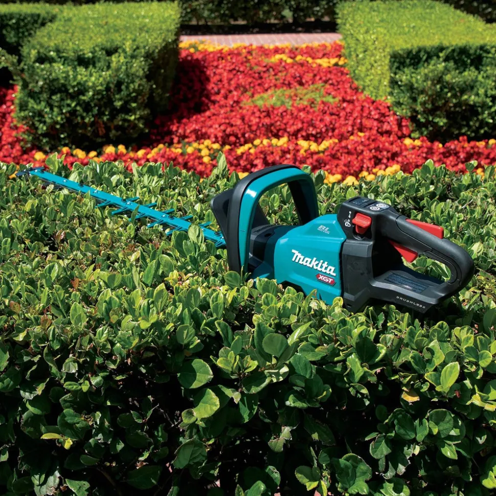 Makita 40V max XGT Brushless Lithium-Ion 24 in. Cordless Hedge Trimmer (Tool Only)