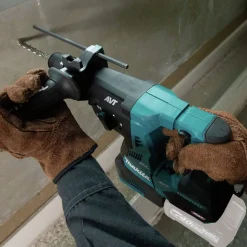 Makita 40V max XGT Brushless Lithium-Ion 1-1/8 in. Cordless AVT Rotary Hammer with Interchangeable Chuck (Tool Only)