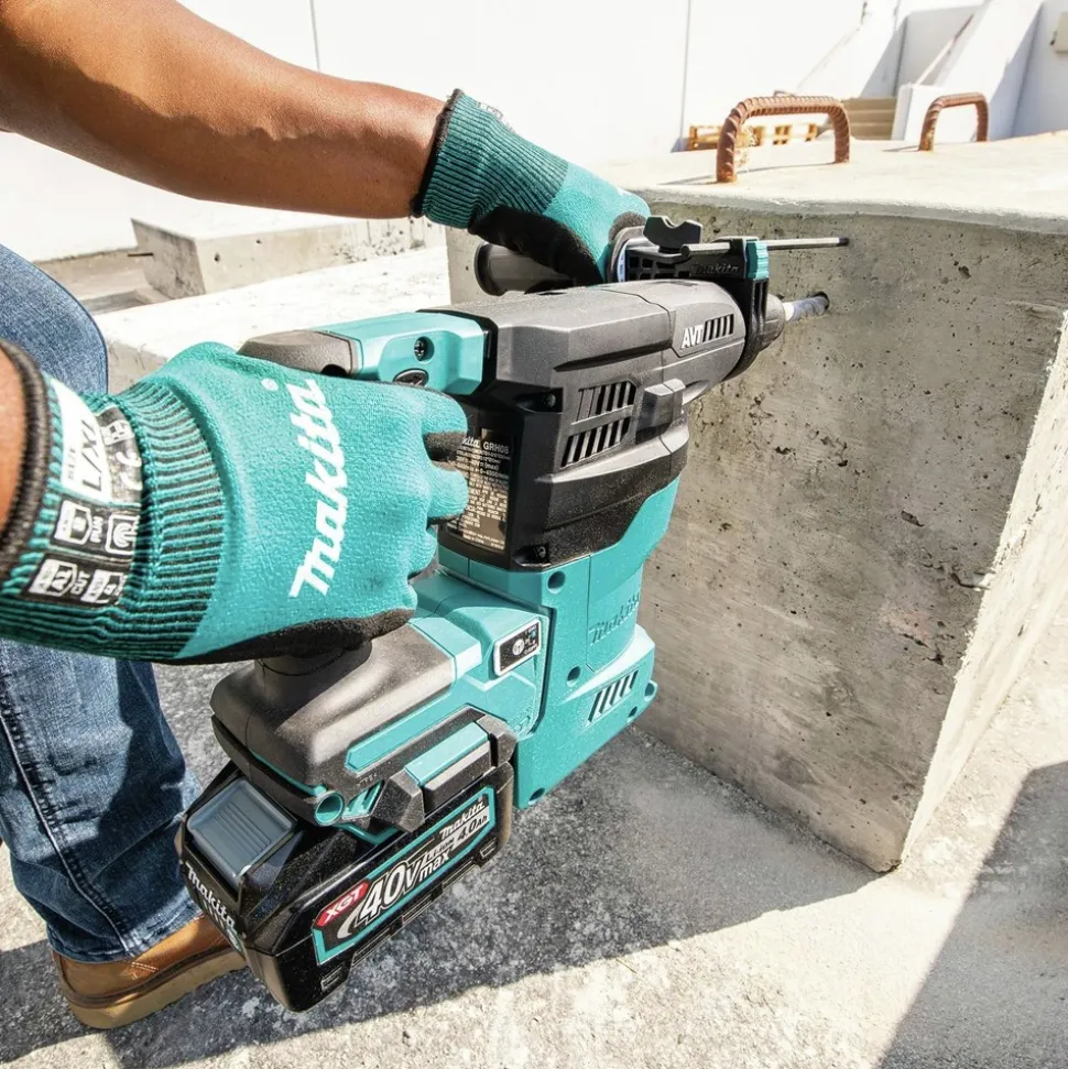 Makita 40V Max XGT Brushless Lithium-Ion 1-3/16 in. Cordless AVT AWS Rotary Hammer Kit (4 Ah)