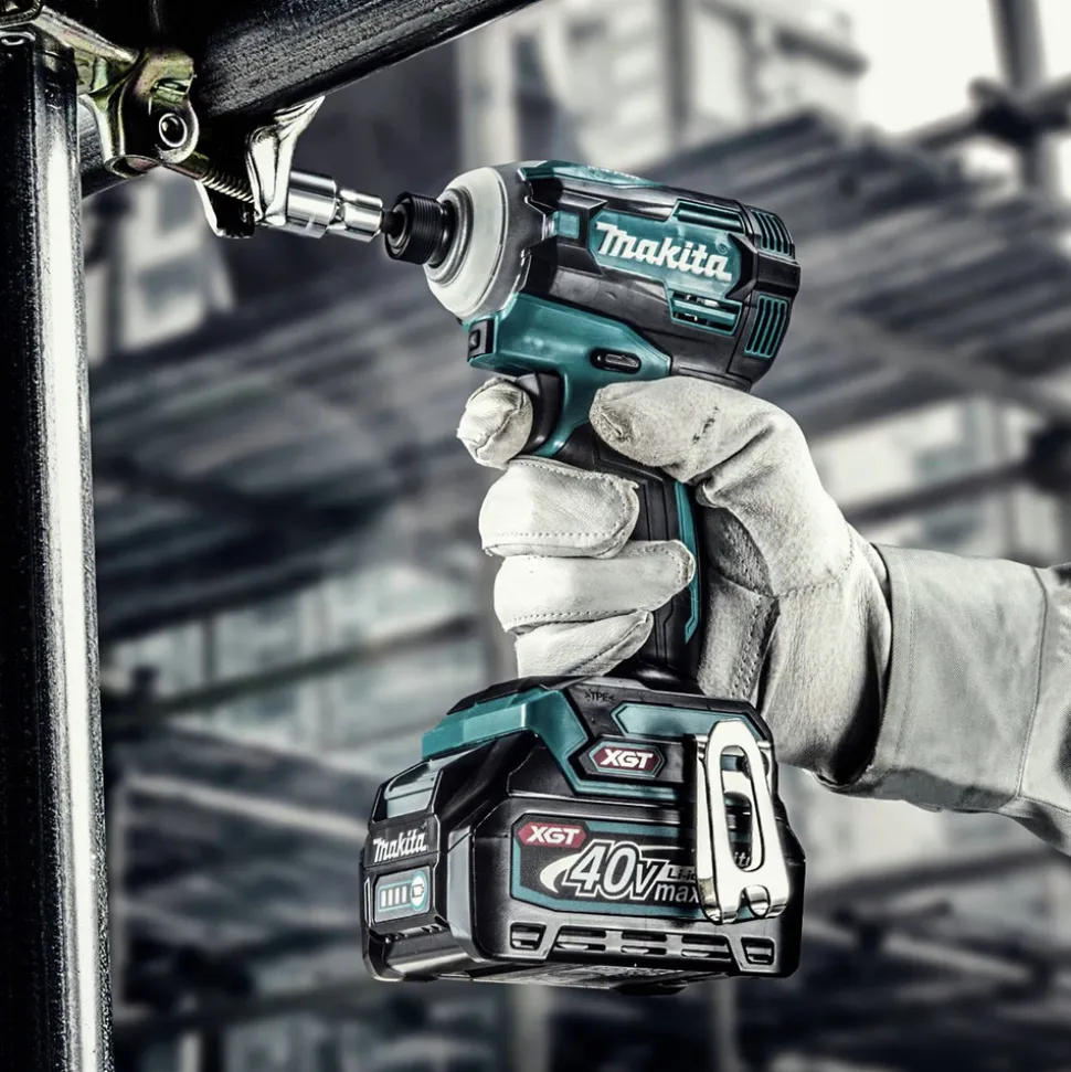 Makita 40V max XGT Brushless Lithium-Ion Cordless 4-Speed Impact Driver Kit (2.5 Ah)