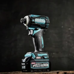 Makita 40V max XGT Brushless Lithium-Ion Cordless 4-Speed Impact Driver Kit (2.5 Ah)