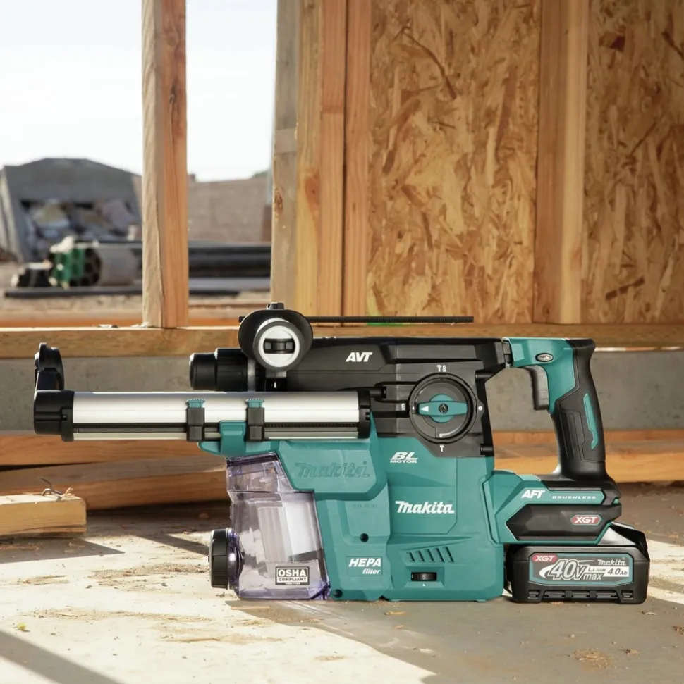 Makita 40V MAX XGT Brushless Lithium-Ion 1-3/16 in. Cordless AVT Rotary Hammer Kit (4 Ah)