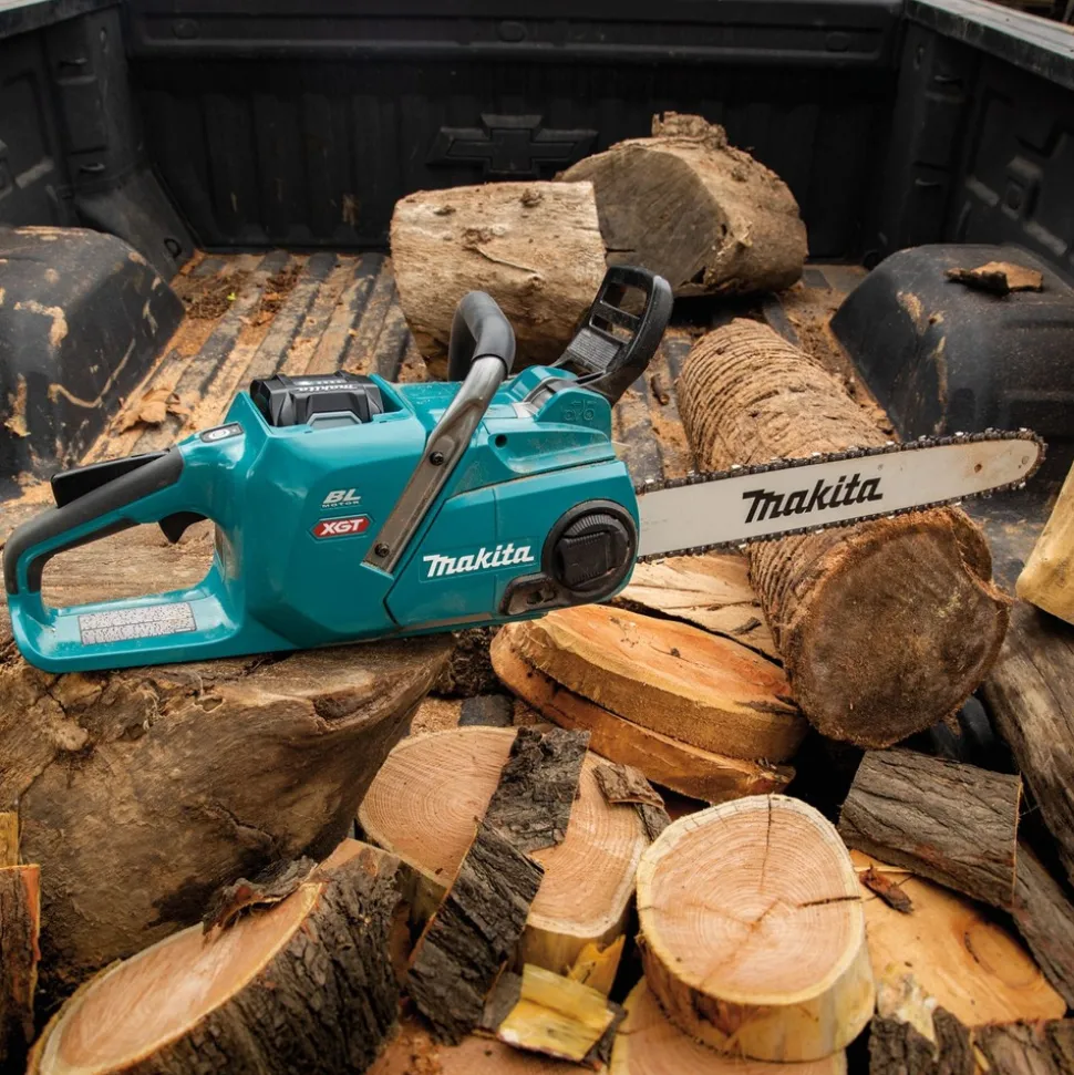 Makita 40V max XGT Brushless Lithium-Ion 16 in. Cordless Chain Saw Kit (4.0Ah)