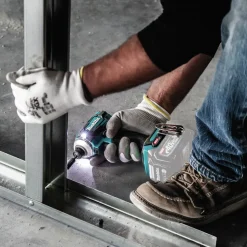 Makita 40V max XGT Brushless Lithium-Ion Cordless 4-Speed Impact Driver (Tool Only)