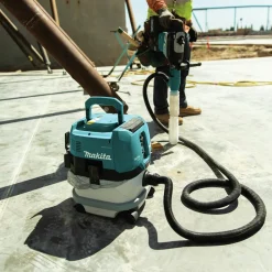 Makita 40V max XGT Brushless Lithium-Ion 2.1 Gallon Cordless AWS HEPA Filter Dry Dust Extractor Kit (4 Ah)