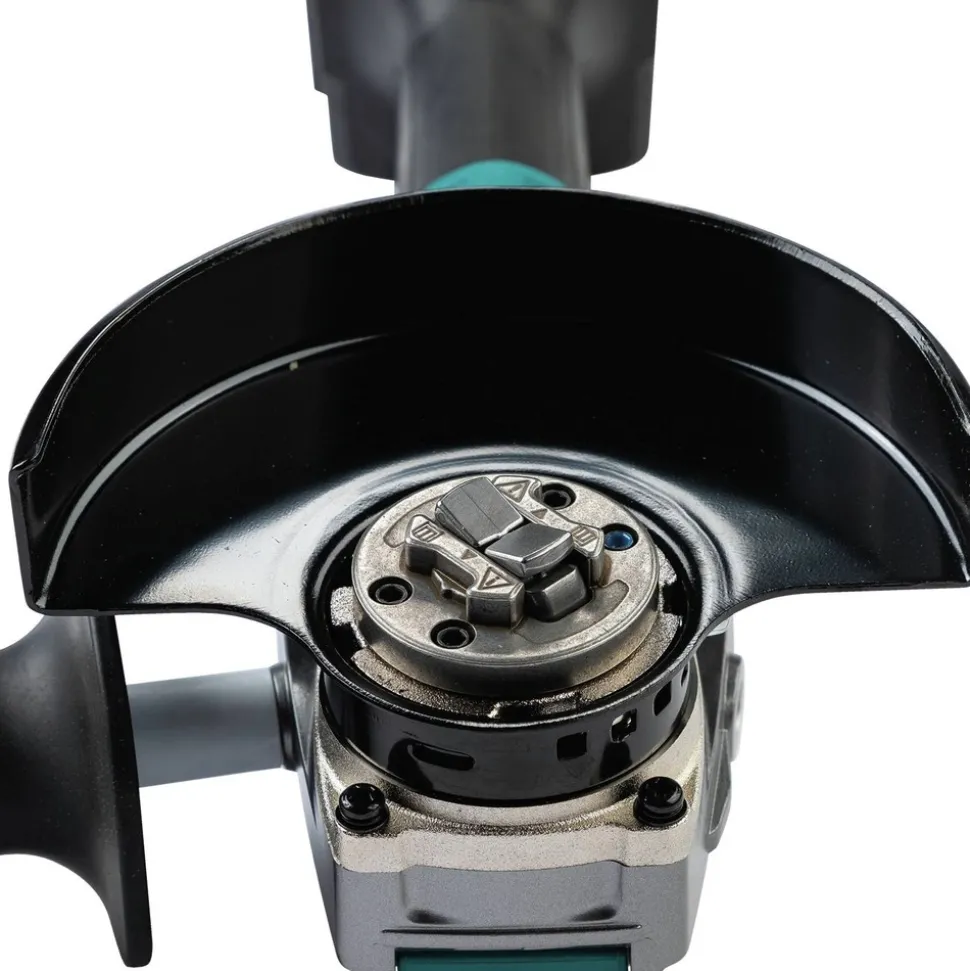 Makita 40V Max XGT Brushless Lithium-Ion 5 in. Cordless X-LOCK AWS Angle Grinder with Electric Brake Kit (4 Ah)