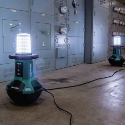 Makita 18V X2 LXT Lithium-Ion Upright LED Cordless/Corded Area Light (Tool Only)