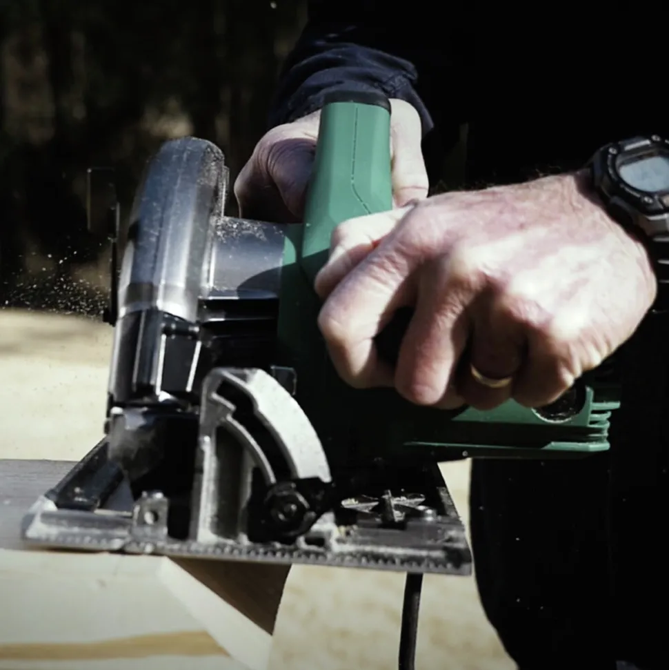 Metabo HPT C7SB3M 15 Amp Single Bevel 7-1/4 in. Corded Circular Saw with Blower Function, and Aluminum Die Cast Base