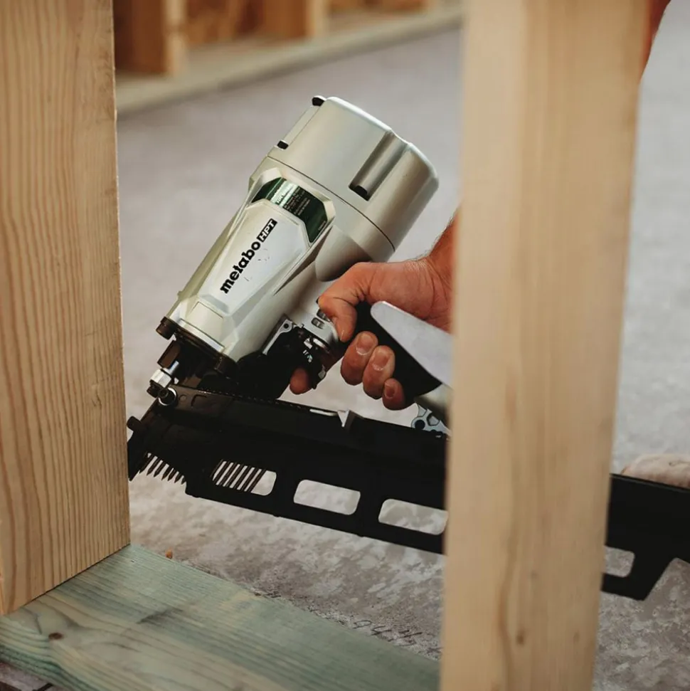 Metabo HPT NR83A5M 21-Degree 3-1/4 in. Plastic Collated Round Head Framing Nailer