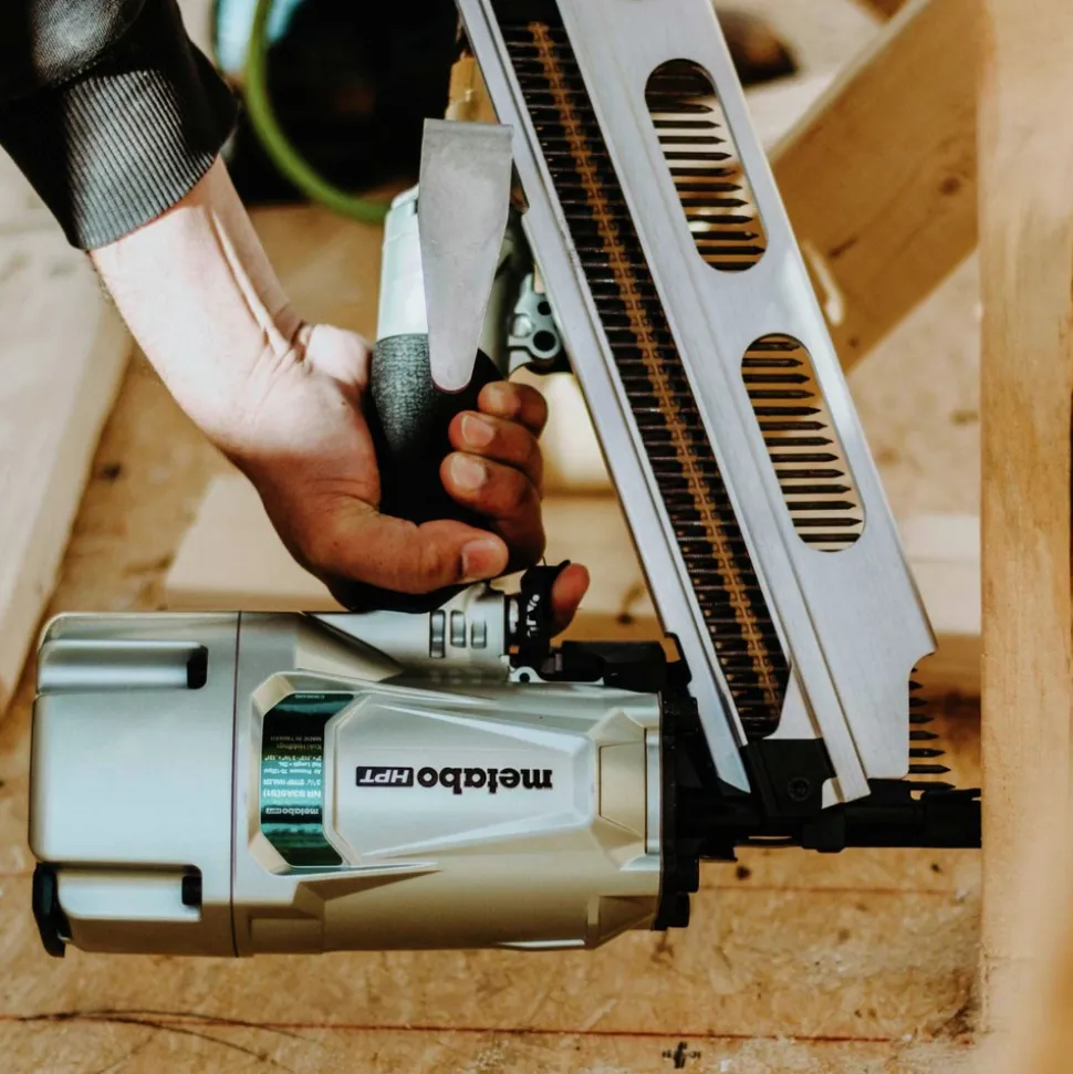 Metabo HPT NR83A5M 21-Degree 3-1/4 in. Plastic Collated Round Head Framing Nailer