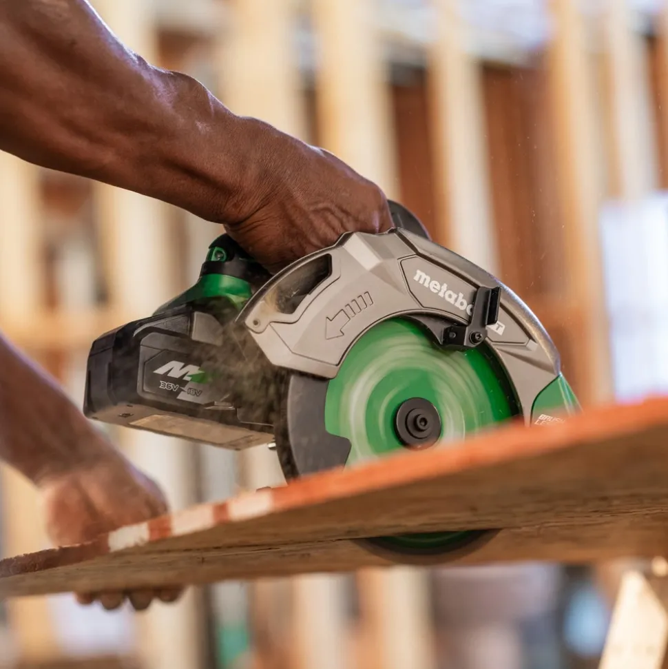 Metabo HPT 18V MultiVolt Brushless Lithium-Ion 7-1/4 in. Cordless Circular Saw (Tool Only)