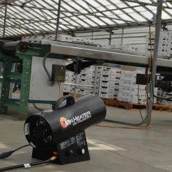 Mr. Heater MHQ170FAVT 125,000 - 170,000 BTU Forced Air Propane Heater