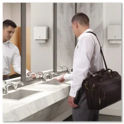 Rubbermaid Commercial FG750517 800 ml Enriched Moisturizing Hand Soap Refill - Citrus Scent (4/Carton)