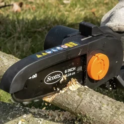 Scott's 20V Lithium-Ion 6 in. Cordless Hacket Chainsaw Kit (2 Ah)