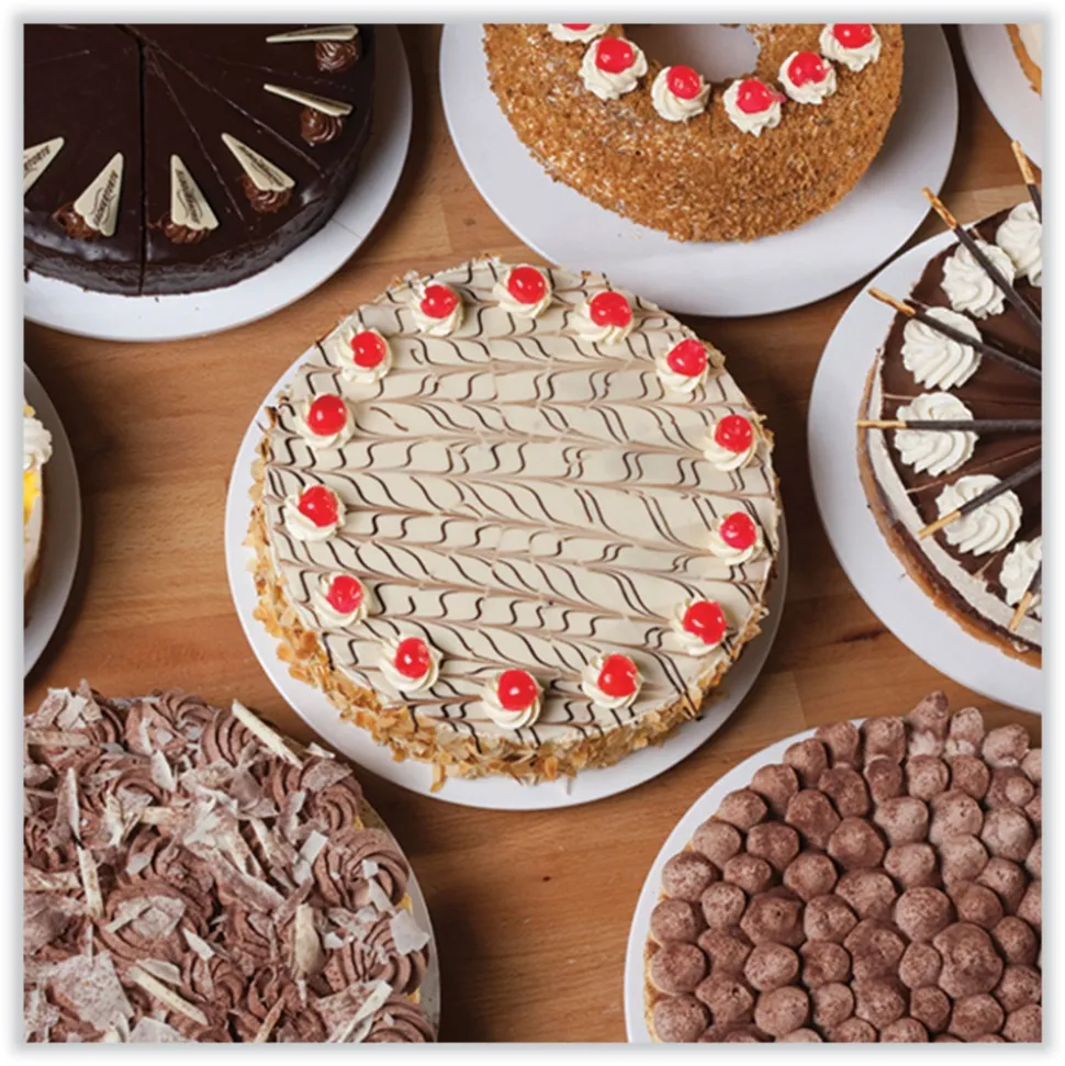 SCT 10 in. Diameter Bright White Paper Cake Circles - White (100/Carton)