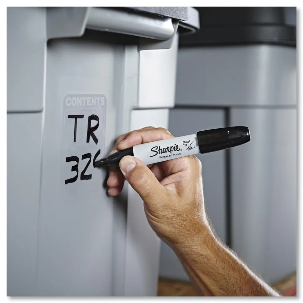 Sharpie Medium Chisel Tip Permanent Marker - Black (1-Dozen)