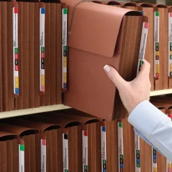 Smead 5.25 in. Expansion Legal Size Straight Tabs 1 Section Elastic Cord Closure Redrope End Tab Wallets - Redrope (10/Box)