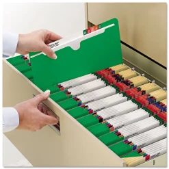 Smead Straight Tab Letter Size Colored File Jackets with Reinforced Double-Ply Tab - Green (100/Box)