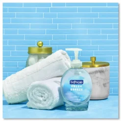 Softsoap US04964A 7.5 oz. Softsoap Liquid Hand Soap Pumps - Fresh Breeze Scent (6/Carton)