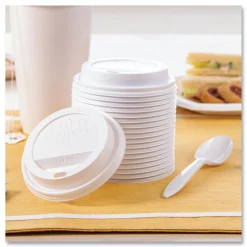 SOLO Traveler Cappuccino Style Dome Lid for 10 oz. to 24 oz. Cups - White (100/Pack, 10 Packs/Carton)