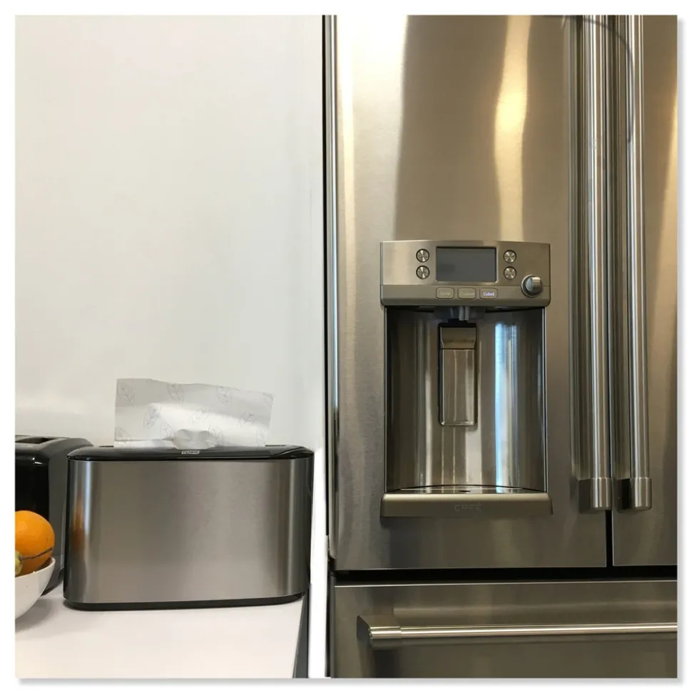 Tork 302030 12.68 in. x 4.56 in. x 7.92 in. Xpress Countertop Towel Dispenser - Stainless Steel/Black