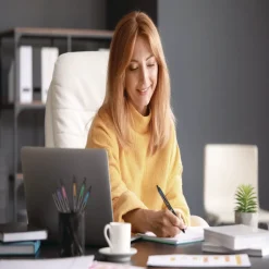 uni-ball Medium 0.7 mm 207 Plusplus Retractable Gel Pen - Black Ink, White Barrel (1-Dozen)