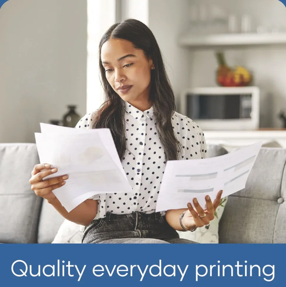 Universal 8.5 in. x 11 in. 30 Percent Recycled Copy Paper - White (1-Pallet)