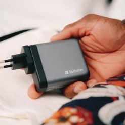 Verbatim 140 W 4-Port GaN Wall Charger - Black/Gray