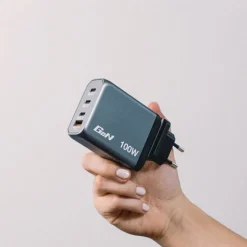 Verbatim 140 W 4-Port GaN Wall Charger - Black/Gray